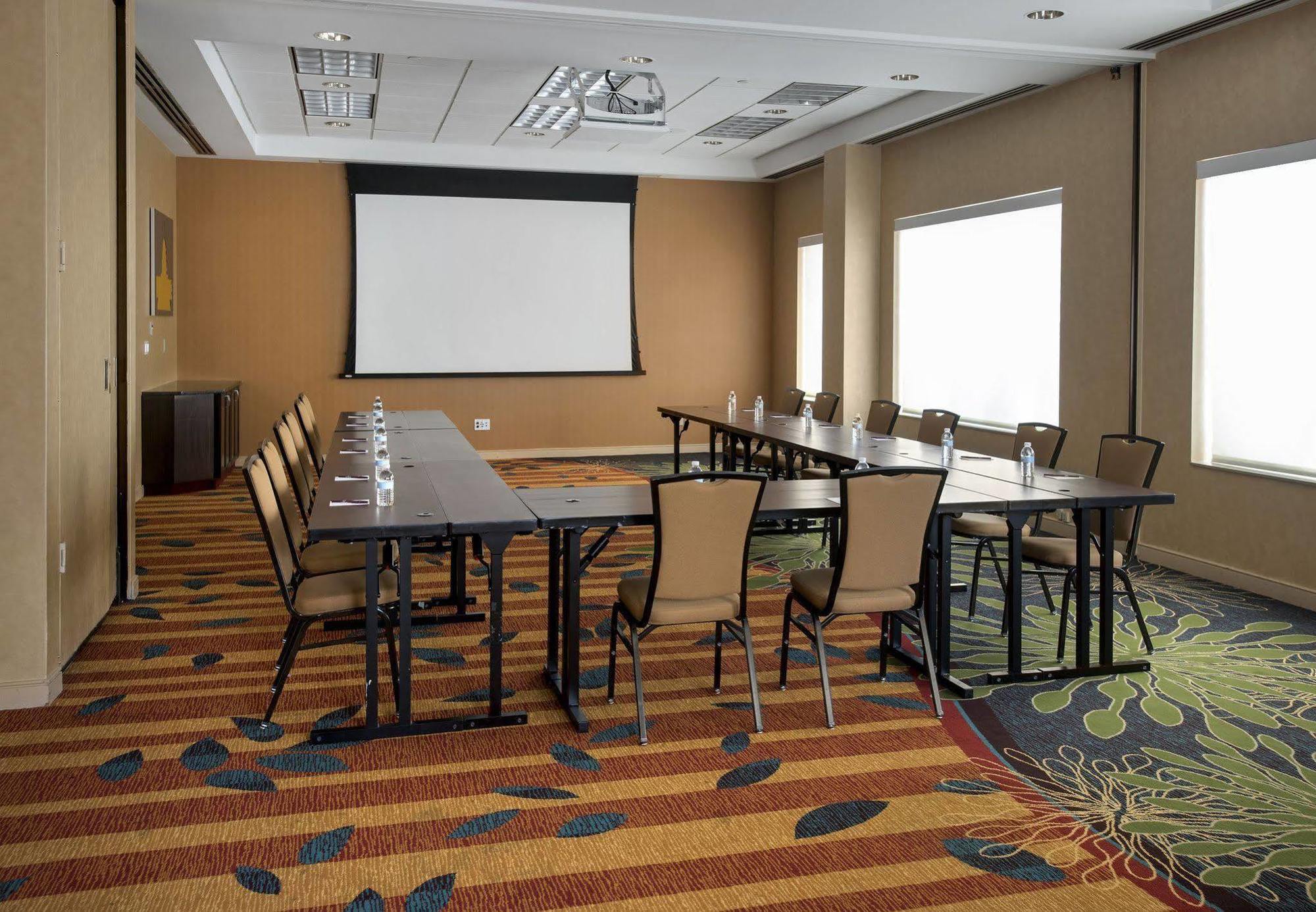 Residence Inn Bethesda Downtown מראה חיצוני תמונה